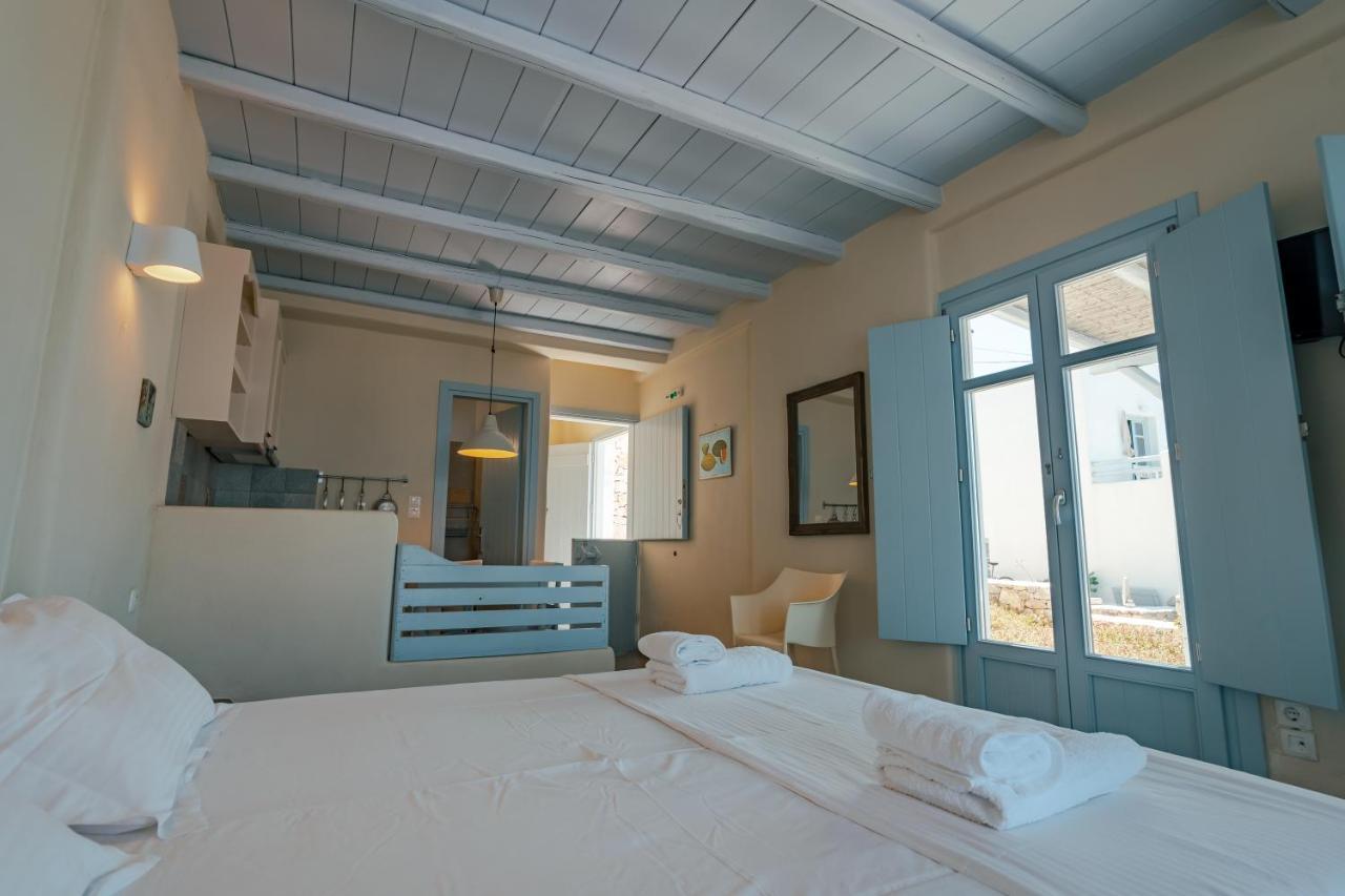 Makares Aparthotel Donoussa Exterior photo