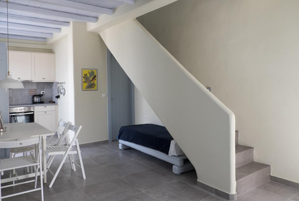 Makares Aparthotel Donoussa Room photo